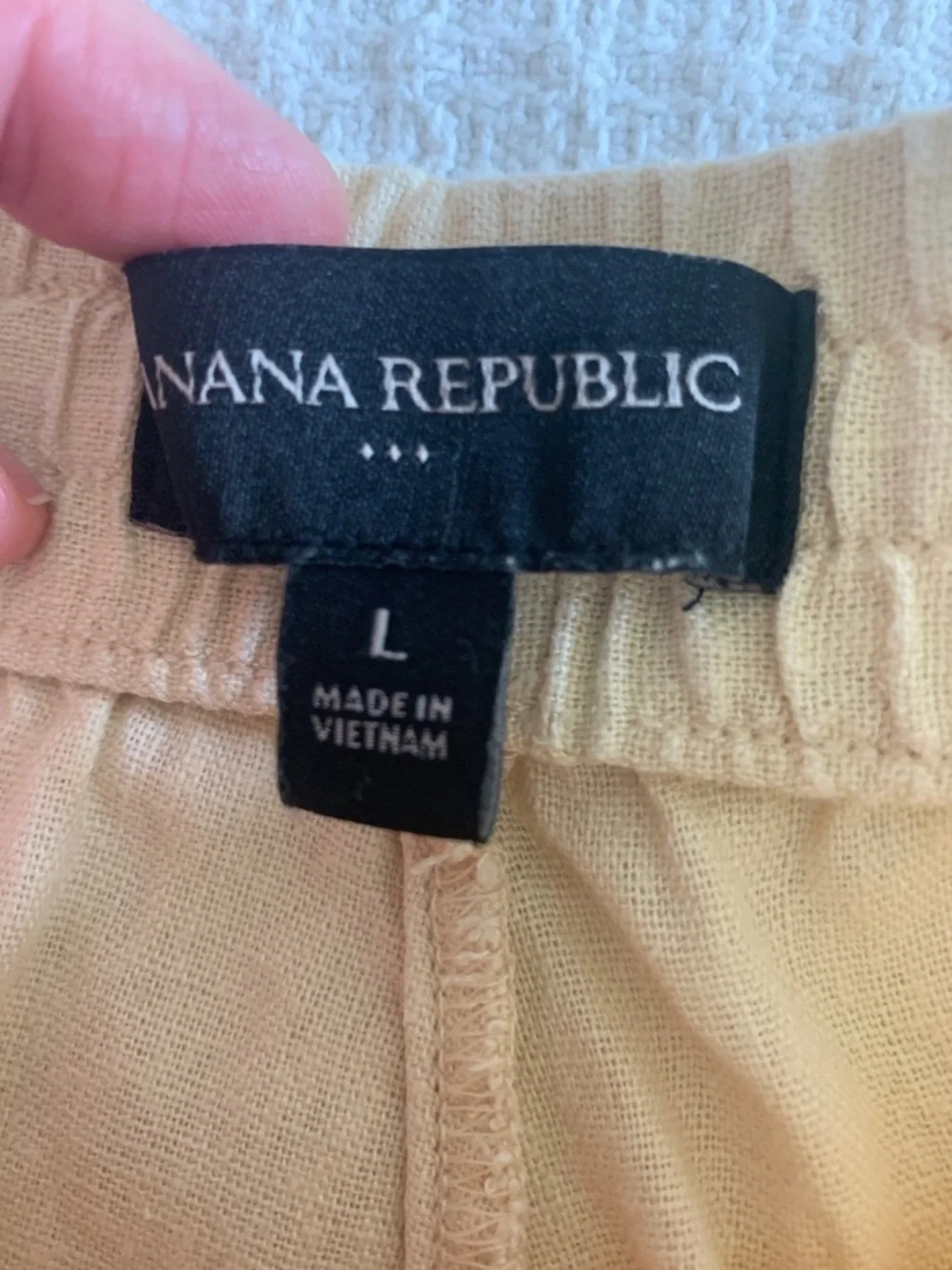Banana Republic linen blend butter yellow cargo joggers size large